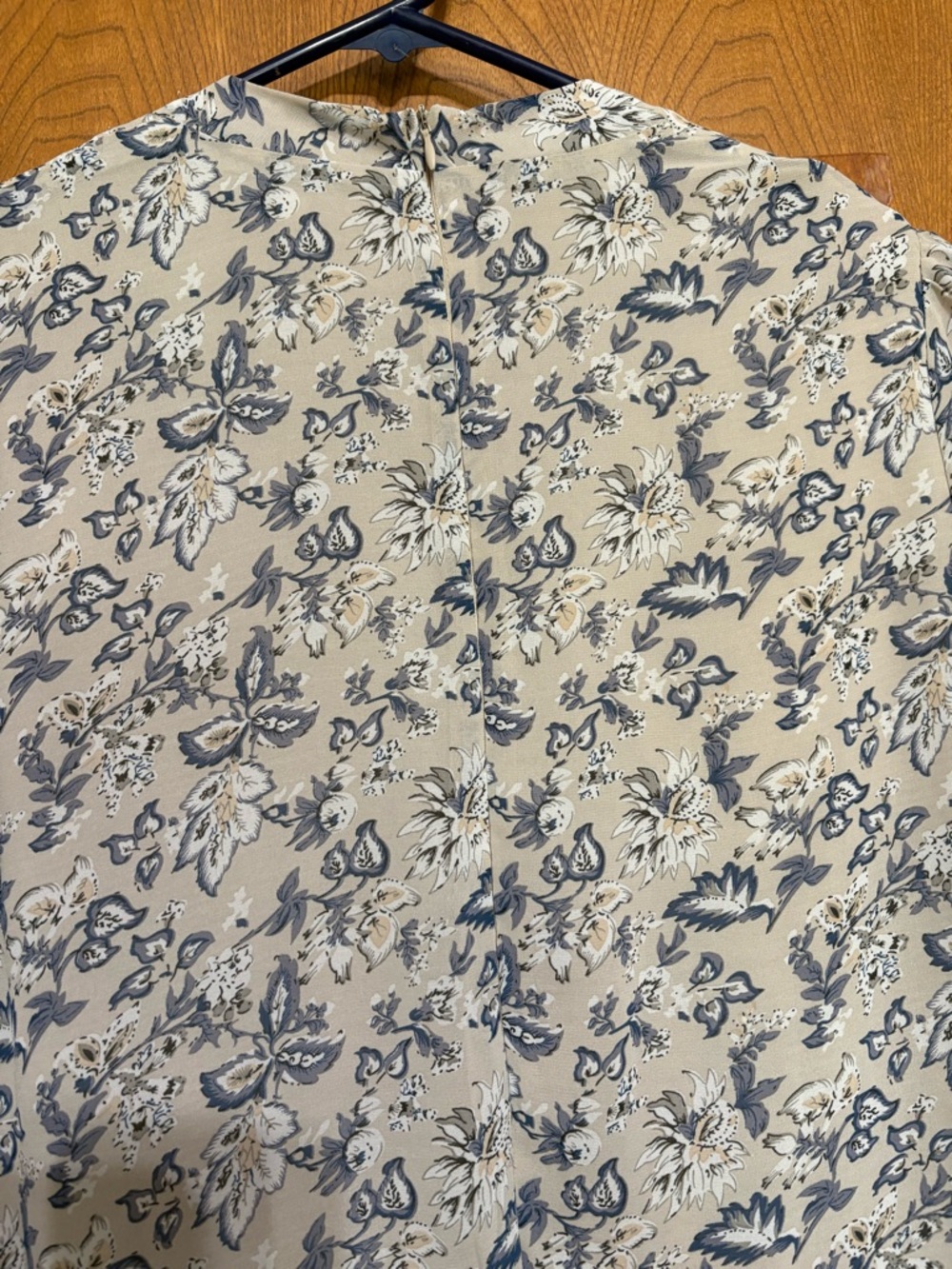 Pinch Cream and Blue Floral V-Neck Peplum Tunic - Picture 6 of 6